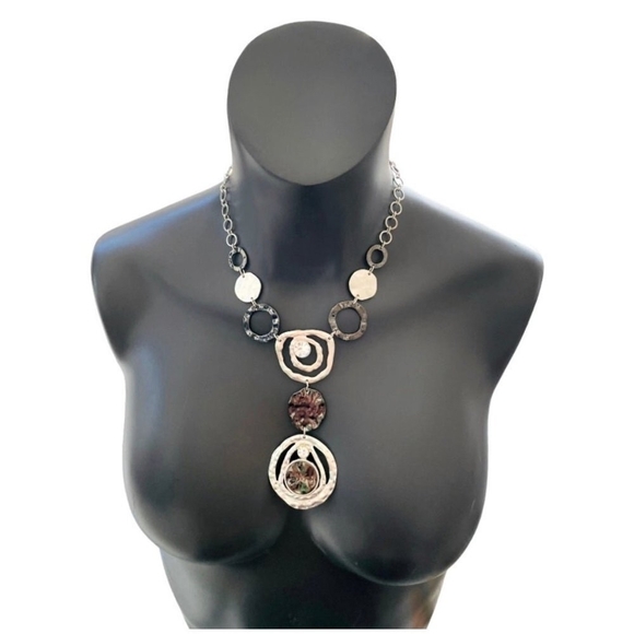 Vintage Silver Hammered Medallion Crystal Open Circle Y Style Statement Necklace - Picture 3 of 5